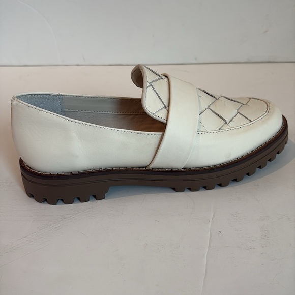 dolce vita Aubree lug sole loafers creamy white basket weave foot size 8 - Picture 13 of 16